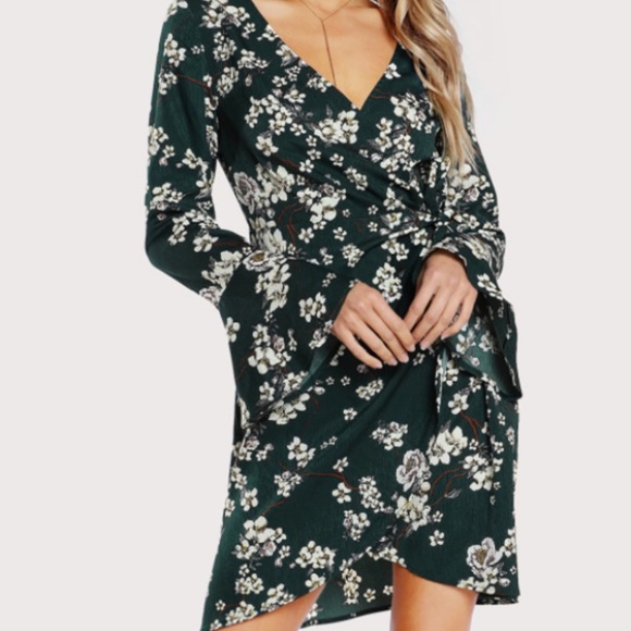 Green floral dress - Picture 3 of 3